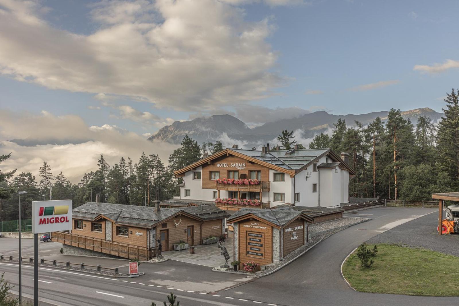 Hotel Sarain Active Mountain Resort Lenz Extérieur photo